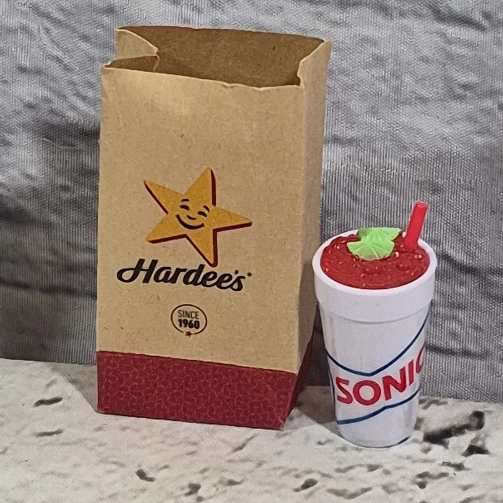 Zuru Mini Brands Foodie Lot 5 Miniature Soda Sonic Hard Rock Cafe Drinks Hardees